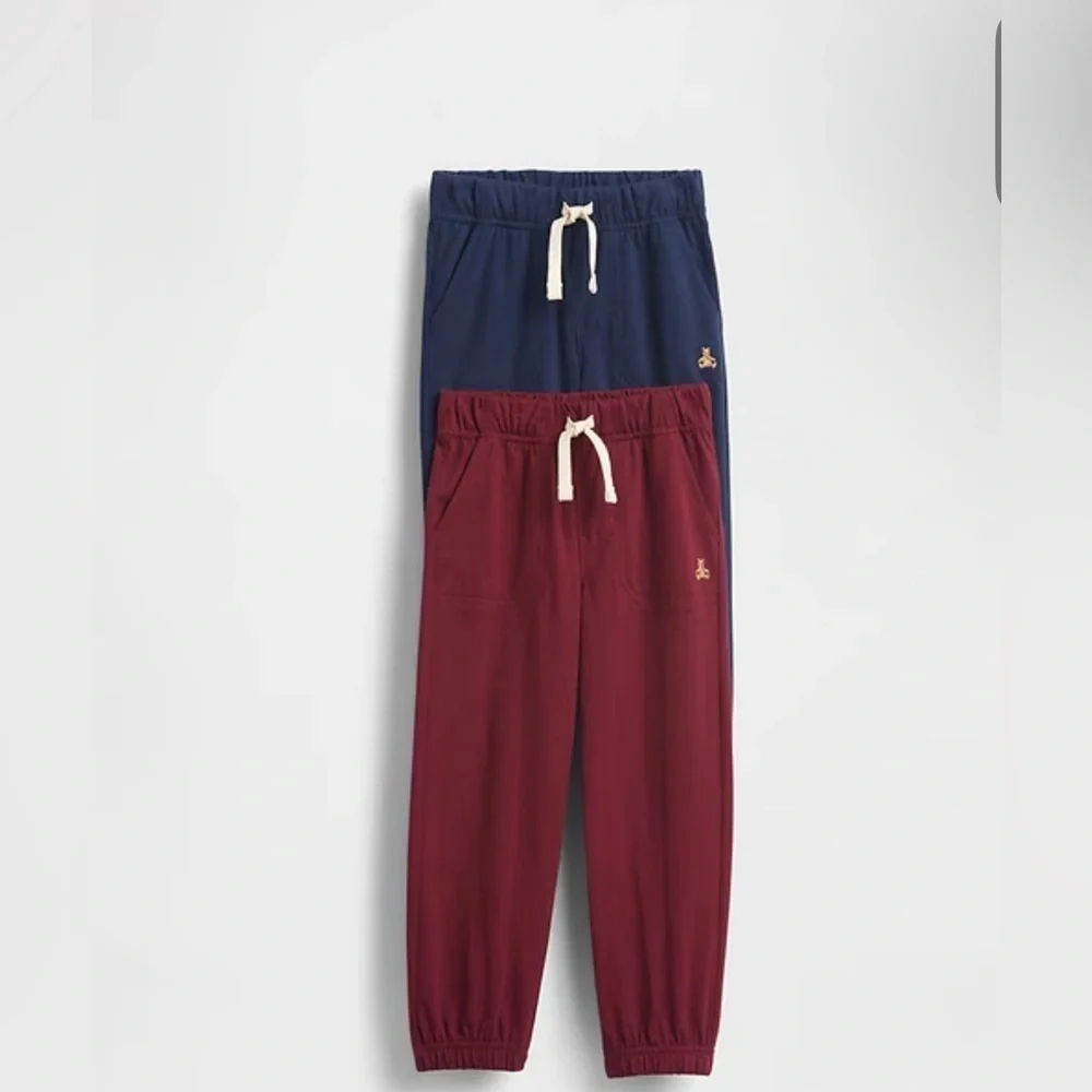 GAP Kids Sweatpants - size 3 years. You get both pairs